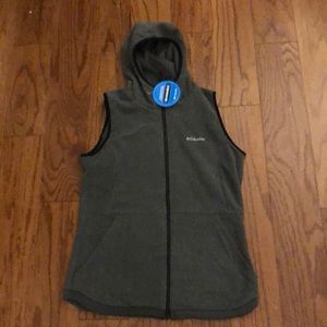 Columbia reversible vest with hood